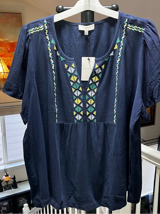 NWT Skies Are Blue Linen Blend Embroidered Short Flutter Sleeve Top - Picture 2 of 6